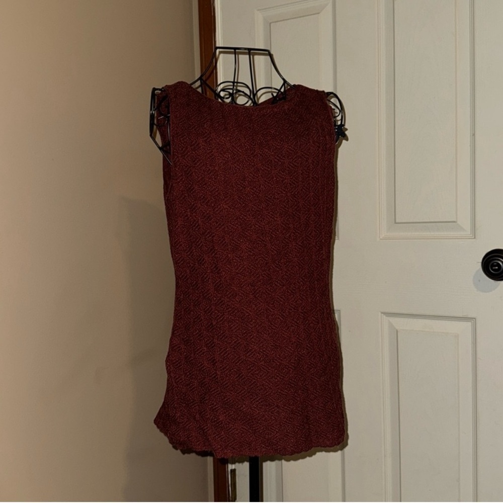 GIORGIO ARMANI | Burgundy Sleeveless Top